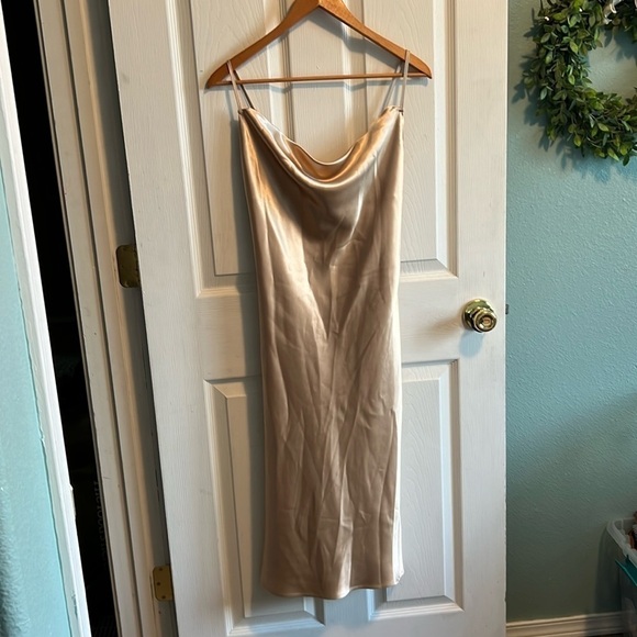Birdy Grey gold dress size s - Picture 2 of 8